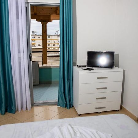 Colombo'S Apartment Vlorë エクステリア 写真