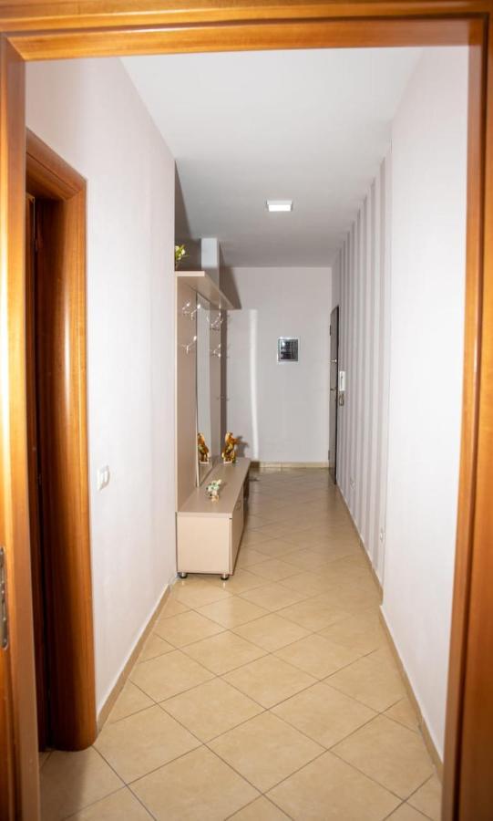 Colombo'S Apartment Vlorë エクステリア 写真
